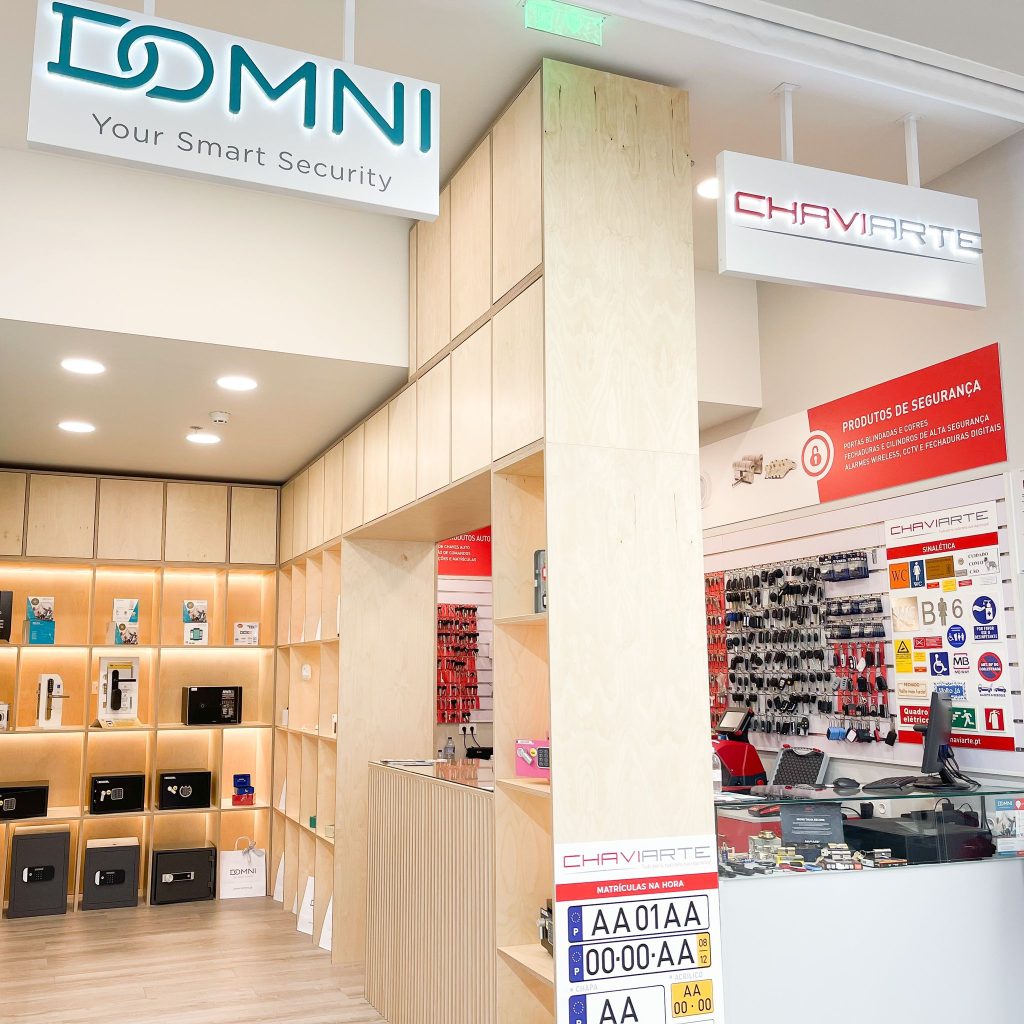 construção de loja Chaviarte/ Domni em vila do conde