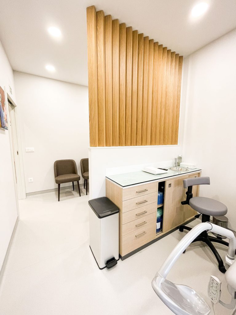 construção clinica de obstetrícia no porto