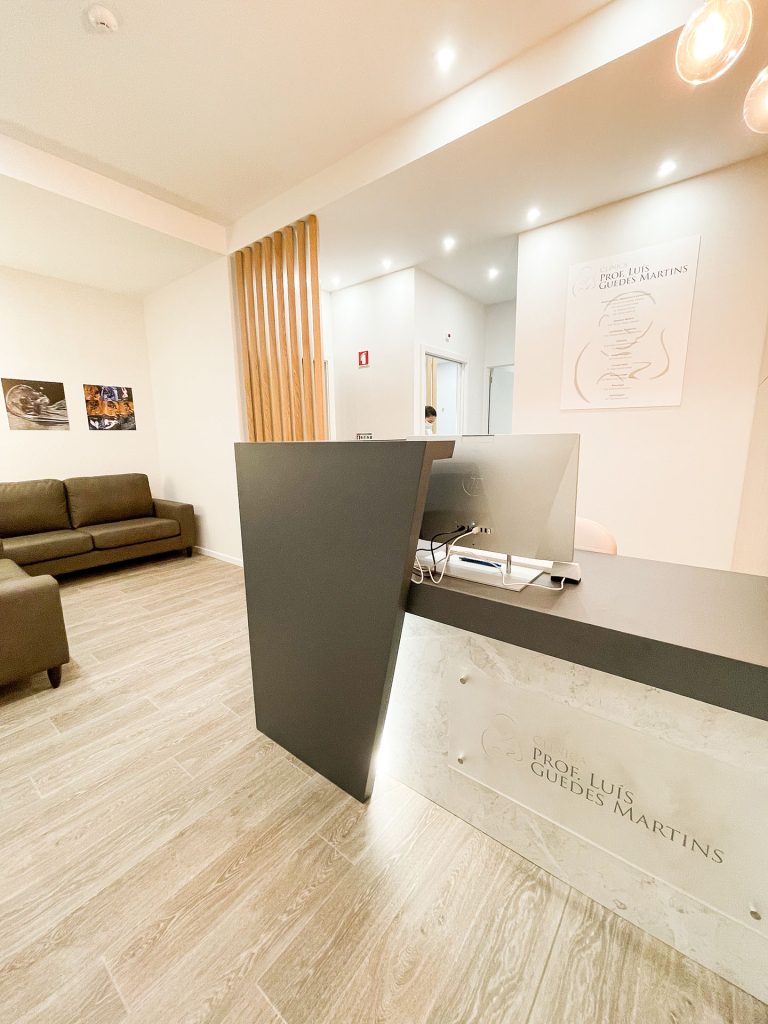 construção clinica de obstetrícia no porto