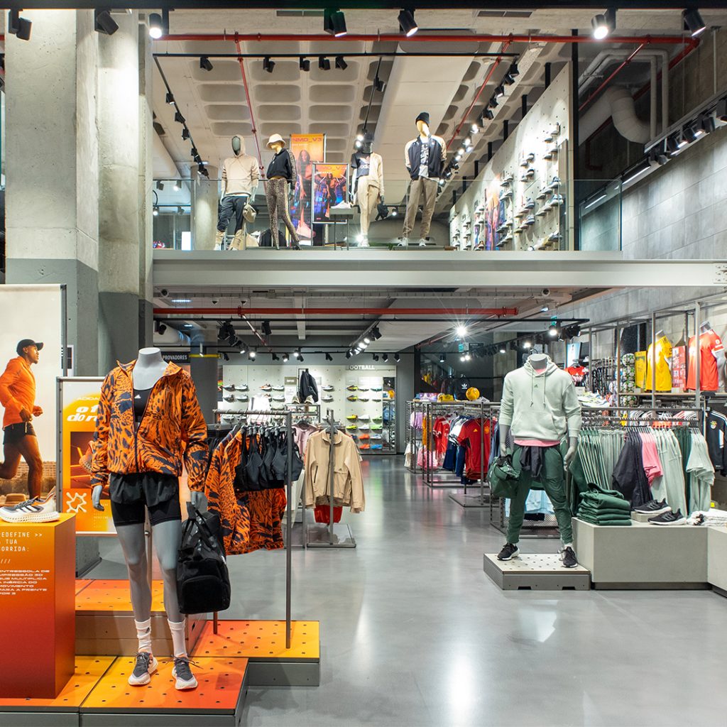 Remodelação loja Adidas no shopping Braga Parque
