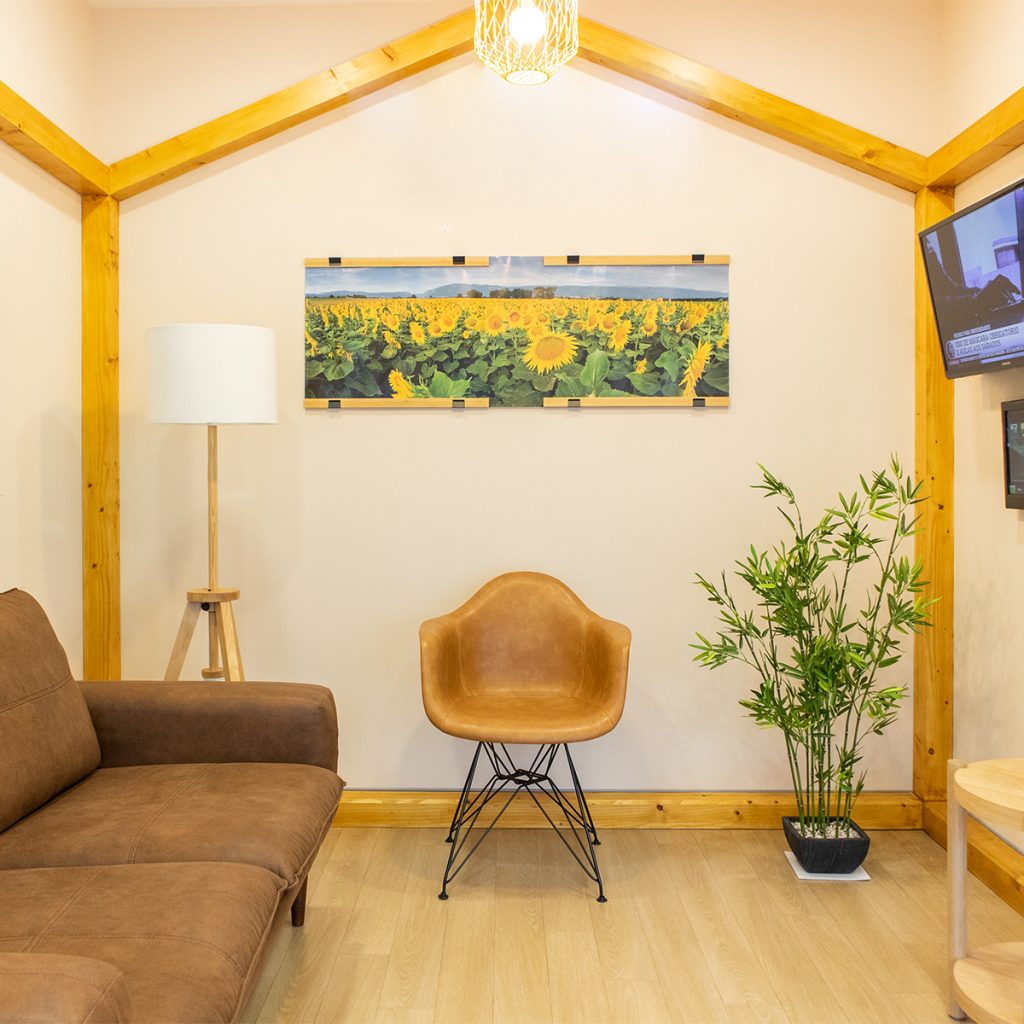 sala de espera de clinica